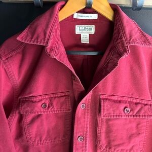 L.L. Bean Red Chamois Button-Up Flannel Shirt Traditional Fit